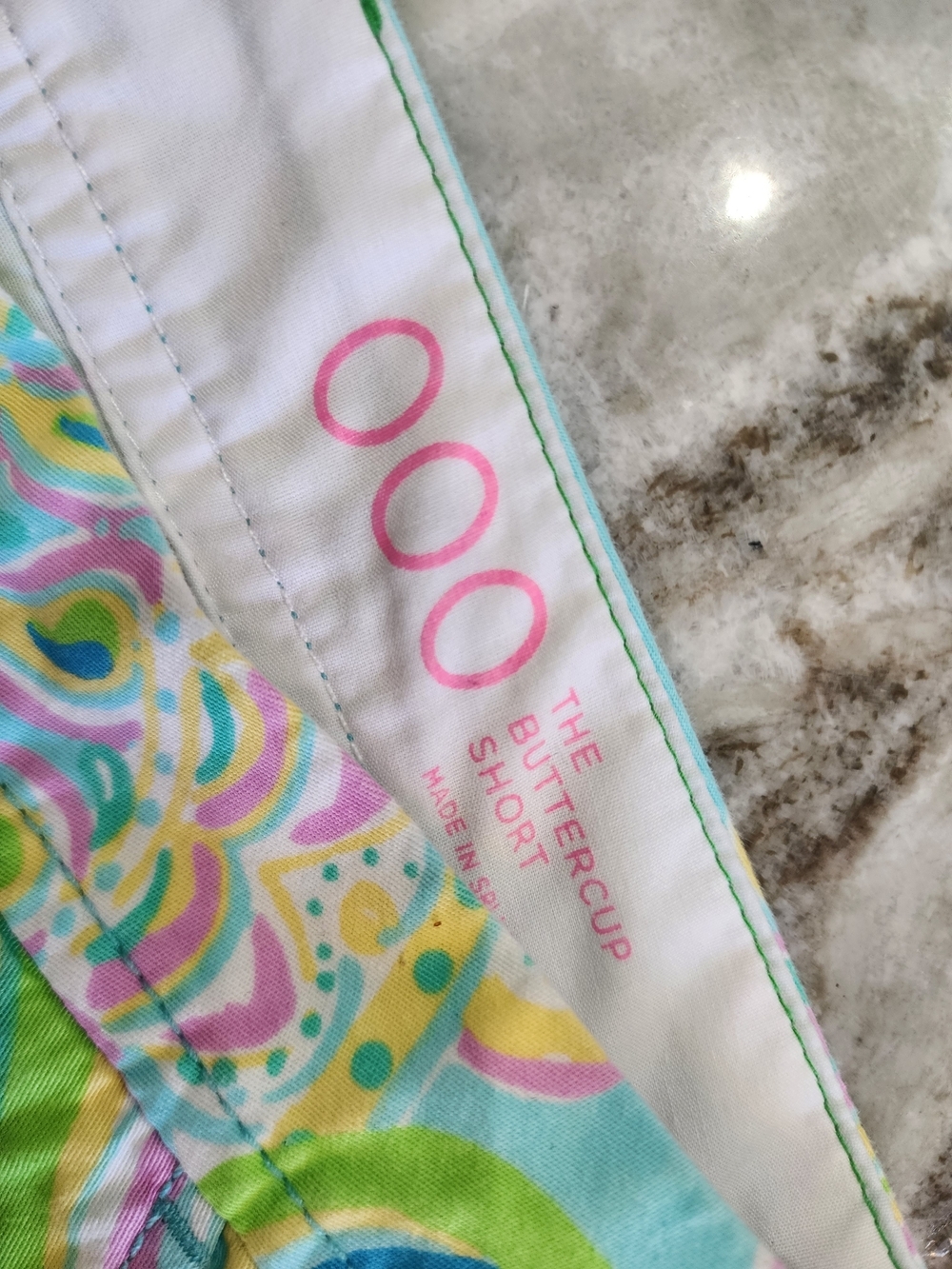 Lilly Pulitzer Scalloped Hem Pastel Paisley Shorts Sz 000 - Picture 3 of 4